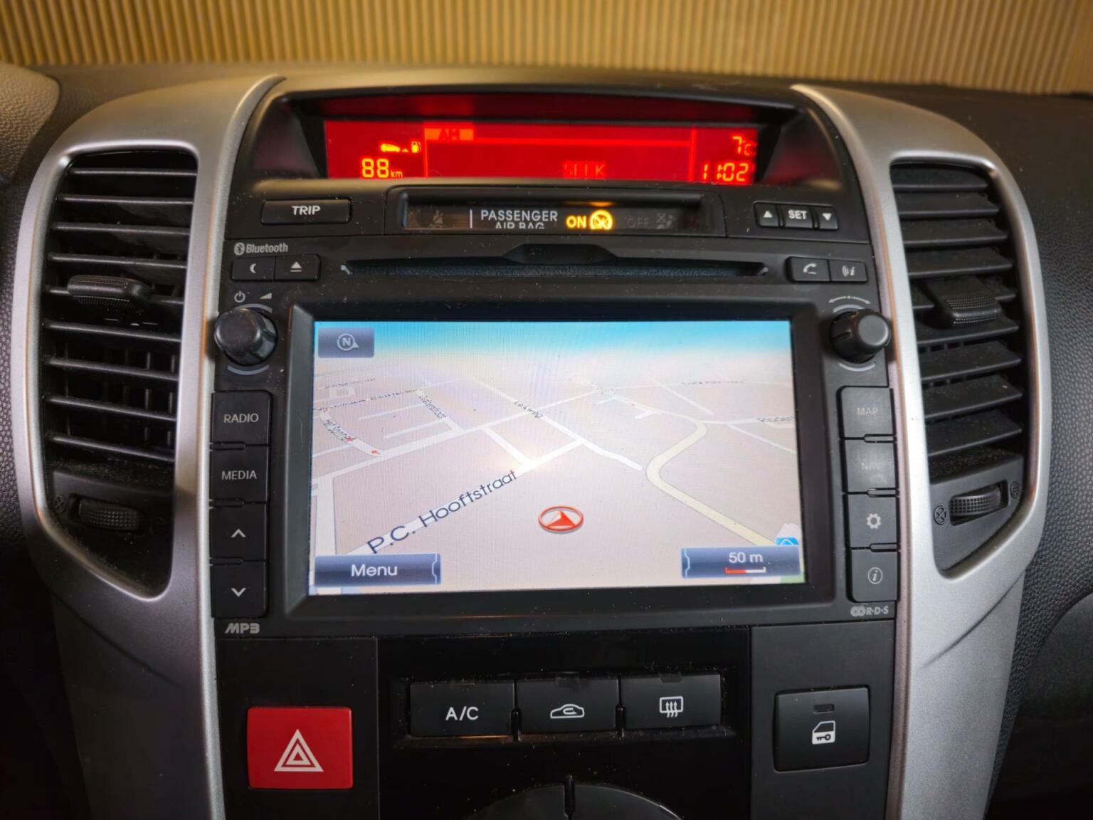 Kia-Venga-15