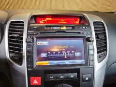 Kia-Venga-18