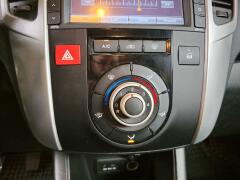 Kia-Venga-17